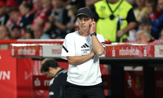 Trainerin Ailien Poese unzufrieden nach 1:1 Aktion Oberkörper Fußball Fussball 1. Bundesliga Damen Frauen Saison 2025 2026 07.09.2025 1.FC Union Berlin vs. 1.FC Nürnberg FCN DFL regulations prohibit any use of photographs as image sequences and or quasi-video