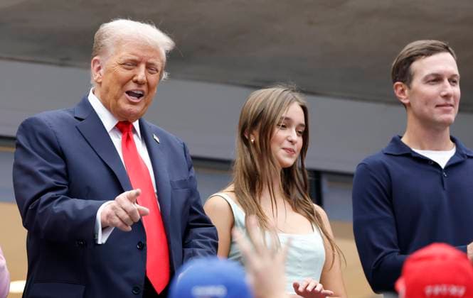 President Donald Trump (L), his granddaughter Arabella Kushner (C), and son-in-law Jared Kushner prepare to watch Jannik Sinner of Italy play Carlos Alcaraz of Spain in the Men s Finals of the 2025 US Open Tennis Championship in Arthur Ashe Stadium at the USTA Billie Jean King National Tennis Center in Flushing Meadows, New York, on Sunday, September 7, 2025.  NYP20250907120 COREYxSIPKIN