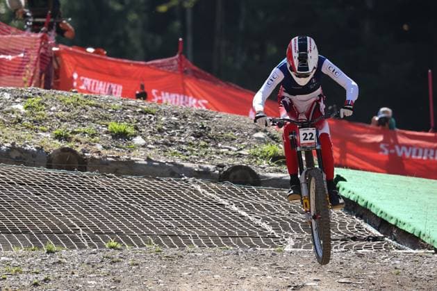 07 09 2025, ChampÃ ry, ChampÃ ry 2025 UCI Mountain Bike World Championships, Nathan Pontvianne (FRA) during the Men s Downhill Final ChampÃ ry Grand Paradis Valais Switzerland Copyright: xJustPictures.ch FrancescoxMinghettix jp-en-FrMi-MNG_7188