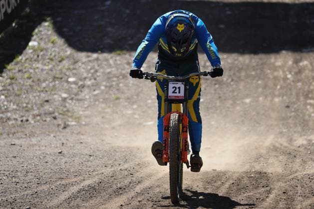 07 09 2025, ChampÃ ry, ChampÃ ry 2025 UCI Mountain Bike World Championships, Oliver Zwar (SWE) during the Men s Downhill Final ChampÃ ry Grand Paradis Valais Switzerland Copyright: xJustPictures.ch FrancescoxMinghettix jp-en-FrMi-MNG_7106
