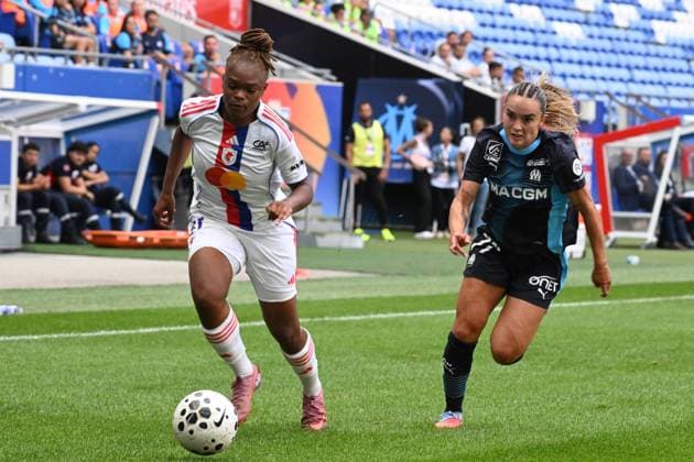 Football : Arkema Premiere Ligue OL Lyonnes V Marseille 07 09 2025 Liana Joseph of OL Lyonnes and Melissa Herrera Monge of Marseille during the Arkema Premiere Ligue match between Lyon and Marseille at Groupama Stadium Decines Charpieu on September 7, 2025 in Lyon, France  Copyright: xALLILI_MOURADx