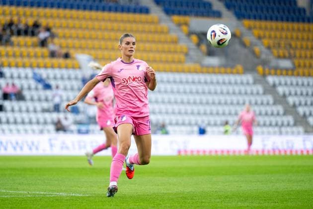 Selina Cerci (TSG Hoffenheim, 29) am Ball, GER, TSG 1899 Hoffenheim vs FC Carl Zeiss Jena, Fussball Google Pixel Frauen Bundesliga, 1. Spieltag, Saison 2025 2026, 08.09.2025 DFB regulations prohibit any use of photographs as image sequences and or quasi-video GER, TSG 1899 Hoffenheim vs FC Carl Zeiss Jena, Fussball Google Pixel Frauen Bundesliga, 1. Spieltag, Saison 2025 2026, 08.09.2025 Jena Copyright: xEibner-Pressefoto Memmlerx EP_MMR