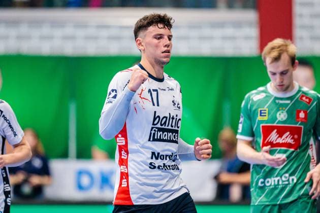 Marko Grgic (SG Flensburg-Handewitt, 17) jubelt nach Torerfolg Tor GER, GWD Minden vs. SG Flensburg-Handewitt, Handball, 1. Bundesliga, 3. Spieltag, Spielzeit 2025 2026, 08.09.2025 GER, GWD Minden vs. SG Flensburg-Handewitt, Handball, 1. Bundesliga, 3. Spieltag, Spielzeit 2025 2026, 08.09.2025 Luebbecke Copyright: xEibner-Pressefoto JanxRollingerx EP_JSK