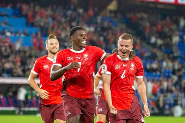 08 09 2025, Basel, St. Jakob-Park, Switzerland - Slovenia, Nico Elvedi of Switzerland (R) celebrating his goal with his teammate Breel Embolo of Switzerland (L) Basel St. Jakob-Park Basel Switzerland *** 08 09 2025, Basel, St Jakob Park, Switzerland Slovenia, Nico Elvedi of Switzerland R celebrating his goal with his teammate Breel Embolo of Switzerland L Basel St Jakob Park Basel Switzerland Copyright: xJustPictures.ch PascalxKesselmarkx jp-en-PaKe-2025-09-08-Basel-FrozenInMotion-0397