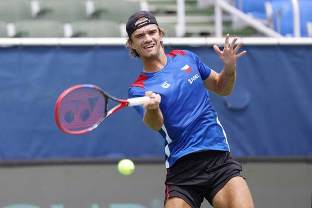 Tomas Machac, Czech tennis player during the preparation for the qualifying match between the USA and the Czech Republic for the final group of the Davis Cup 2025 at the Delray Beach Tennis Center in Delray Beach, USA. 08.09.2025, Delray Beach, USA. (CTKxPhoto PavelxLebeda) CTKPhotoF202509080029101  CTKPhotoF202509080029101