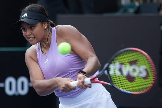 WTA, Tennis Damen 250 SP OPEN SaO PAULO, SP - 08.09.2025: WTA 250 SP OPEN - Marking the return of the professional women& 39;s tennis circuit to the capital of Sao Paulo after 25 years, the SP Open, WTA 250 of Sao Paulo, takes place from September 6th to 14th at Parque Villa Lobos. In the photo, Brazilian Nauhany Silva, Nana, in a match against Brazilian Carolina Meligeni Alves on the afternoon of this Monday (08). (Photo: Rodilei Morais Fotoarena) x2803287x  RodileixMorais