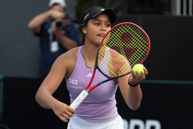 WTA, Tennis Damen 250 SP OPEN SaO PAULO, SP - 08.09.2025: WTA 250 SP OPEN - Marking the return of the professional women& 39;s tennis circuit to the capital of Sao Paulo after 25 years, the SP Open, WTA 250 of Sao Paulo, takes place from September 6th to 14th at Parque Villa Lobos. In the photo, Brazilian Nauhany Silva, Nana, in a match against Brazilian Carolina Meligeni Alves on the afternoon of this Monday (08). (Photo: Rodilei Morais Fotoarena) x2803295x  RodileixMorais