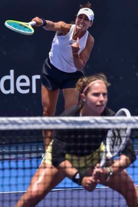 WTA, Tennis Damen GUADALAJARA 250 OPEN WTA GUADALAJARA 250 OPEN ANEY GLEASON VS CORLEY CORLEY 08092025 GUADALAJARA, JALISCO Action photo of Jessie Aney and Quinn Gleason, during day 1 the WTA Guadalajara 250 Open, held at the Centro Panamericano de Tenis of Guadalajara, Jalisco, Mexico. Foto de accion de Jessie Aney y Quinn Gleason, durante el dia 1 del WTA Guadalajara 250 Open, celebrado en el Centro Panamericano de Tenis de Guadalajara, Jalisco, Mexico PHOTO BY IMAGENSHOP AGENCIA FOTOGRAFICA GUADALAJARA JALISCO MEXICO Copyright: xIMAGENSHOPxAGENCIAxFOTOGRAFICAx