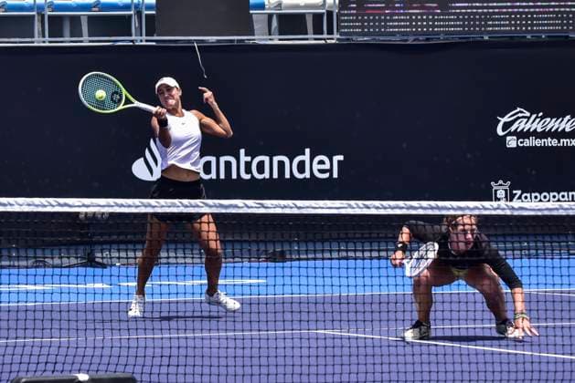 WTA, Tennis Damen GUADALAJARA 250 OPEN WTA GUADALAJARA 250 OPEN ANEY GLEASON VS CORLEY CORLEY 08092025 GUADALAJARA, JALISCO Action photo of Jessie Aney and Quinn Gleason, during day 1 the WTA Guadalajara 250 Open, held at the Centro Panamericano de Tenis of Guadalajara, Jalisco, Mexico. Foto de accion de Jessie Aney y Quinn Gleason, durante el dia 1 del WTA Guadalajara 250 Open, celebrado en el Centro Panamericano de Tenis de Guadalajara, Jalisco, Mexico PHOTO BY IMAGENSHOP AGENCIA FOTOGRAFICA GUADALAJARA JALISCO MEXICO Copyright: xIMAGENSHOPxAGENCIAxFOTOGRAFICAx