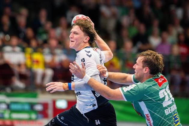 08.09.2025 - Handball, 2025 2026, 1. Bundesliga, 3. Spieltag, GWD Minden - SG Flensburg-Handewitt: (L-R) Lasse Möller, Moller (Flensburg), Tom Bergner (Minden)