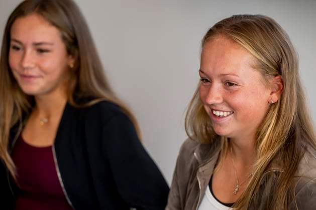 Tennis players Alena (right) and Jana Kovackova pose for a portrait at a press conference, PK, Pressekonferenz after winning the junior doubles at the US Open, Prague, Czech Republic, September 9, 2025. (CTKxPhoto OndrejxDeml) CTKPhotoP2025090904207  CTKPhotoP2025090904207