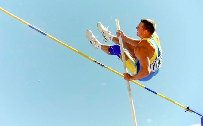 950807 Friidrott, VM 1995 Göteborg World Athletics Championships 1995, Gothenburg, Sweden. Mens Decathlon, Pole vault: Henrik Dagard of Sweden. Photo: BILDBYRAN M020_06 M020_03 scanx friidrott vm vm95 vm1995 vm 1995 vm 95 friidrotts-vm göteborg nya ullevi 1995 world athletics championships 1995 track and field gothenburg sweden bbeng dia august 7 tiokamp *** 950807 Athletics, World Championships 1995 Gothenburg World Athletics Championships 1995, Gothenburg, Sweden Mens Decathlon, Pole vault Henrik Dagard of Sweden Photo BILDBYRAN M020 06 M020 03 scanx athletics wm wm95 wm1995 wm 1995 wm 95 athletics wm göteborg nya ullevi 1995 world athletics championships 1995 track and field gothenburg sweden bbeng dia august 7 decathlon  Copyright: BILDBYRAN BB950807BB045