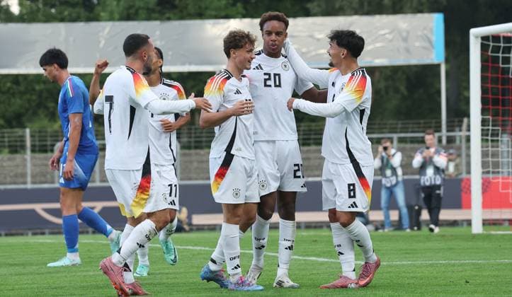 Reutlingen , Fußball Länderspiel U20 Deutschland vs. U20 Italien , Jubel Deutschland , 20: Assan Ouedraogo