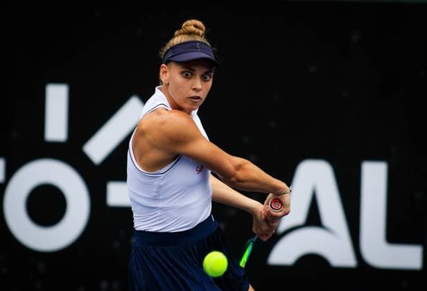 WTA, Tennis Damen 250 SP OPEN SaO PAULO, SP - 09.09.2025: WTA 250 SP OPEN - The first edition of the SP Open, a WTA 250 series tournament played on hard courts, will take place at Villa-Lobos Park, in the west zone of Sao Paulo. The event marks Sao Paulo& 39;s return to the official WTA calendar after 25 years and is the largest women& 39;s tournament in Brazil since 2016. In addition to the sporting competitions with 32 players in the singles and 16 doubles. In the photo, tennis player Luiza Fullana (BRA) during a SP Open match against tennis player Renata Zarazua (MEX), this Tuesday (09). (Photo: Aloisio Mauricio Fotoarena) x2803631x  AloisioxMauricio