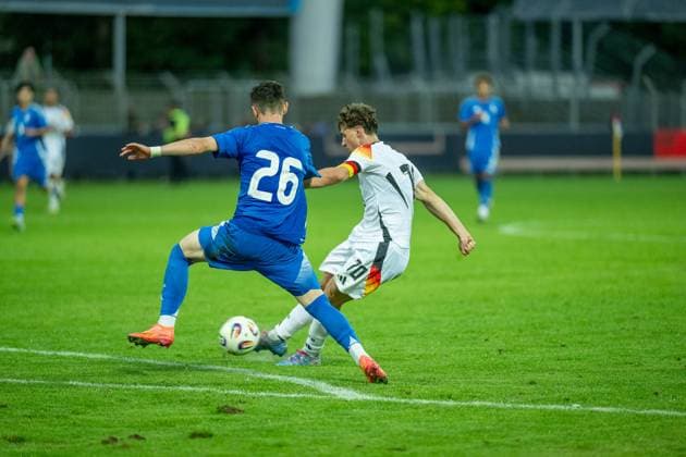 De Sant An Balbinot, Benjamin Emanuel (Italien U20, 26), Krattenmacher, Maurice (Deutschland U20, 10), GER, Deutschland vs. Italien, Fussball, U20 Elite League, 2. Spieltag, Spielzeit 2025 2026, 09.09.2025, Eibner-Pressefoto Sascha Walther GER, Deutschland vs. Italien, Fussball, U20 Elite League, 2. Spieltag, Spielzeit 2025 2026, 09.09.2025 Reutlingen Copyright: xEibner-Pressefotox EP_SWA