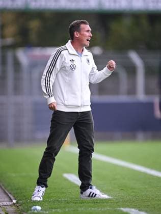 Fussball U 20 Test -Laenderspiel in Reutlingen 09.09.2025 Deutschland - Italien Trainer Hannes Wolf (Deutschland)