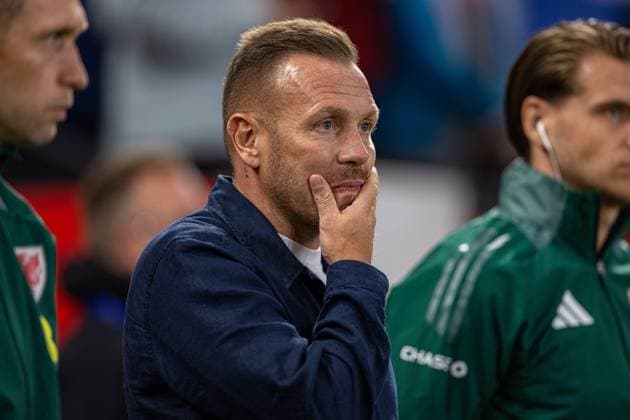 Football - International Friendly, Länderspiel, Nationalmannschaft - Wales v Canada SWANSEA, WALES - Tuesday, September 9, 2025: Wales manager Craig Bellamy during an International Friendly match between Wales and Canada at the Swansea City Stadium. (Photo by David Rawcliffe Propaganda) SWANSEA Swansea City Stadium SWANSEA WALES  Copyright: xDavidxRawcliffex P2025-09-09-Wales_Canada-12