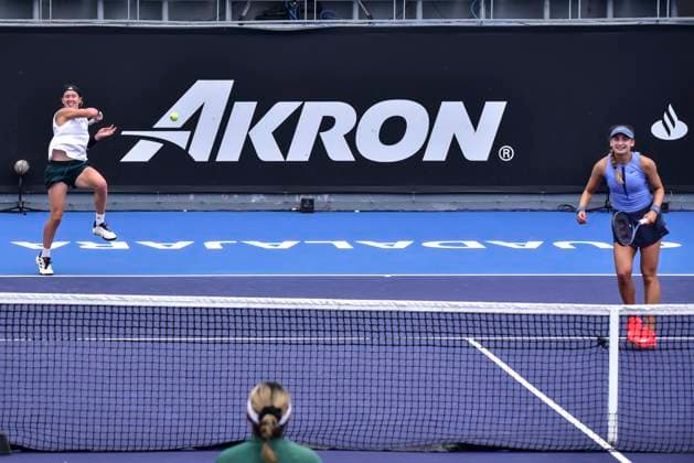 WTA, Tennis Damen GUADALAJARA 250 OPEN WTA GUADALAJARA 250 OPEN BARTUNKOVA KASINTSEVA SANTAMARIA TANG 09092025 GUADALAJARA, JALISCO. Action photo of Nikola Bartunkova and Victoria Jimenez Kasintseva during day 2 the WTA Guadalajara 250 Open, held at the Centro Panamericano de Tenis of Guadalajara, Jalisco, Mexico. Foto de accion de Nikola Bartunkova y Victoria Jimenez Kasintseva, durante el dia 2 del WTA Guadalajara 250 Open, celebrado en el Centro Panamericano de Tenis de Guadalajara, Jalisco, Mexico PHOTO BY IMAGENSHOP AGENCIA FOTOGRAFICA GUADALAJARA JALISCO MEXICO Copyright: xIMAGENSHOPxAGENCIAxFOTOGRAFICAx