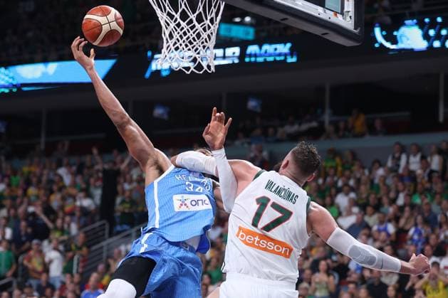 LITHUANIA vs GREECE GIANNIS ANTETOKOUNMPO, basketball player of Greece, during the European Championships match against JONAS VALANCIUNAS from Lithuania, at Xiaomi Arena. Riga, 09.09.2025. photo: Ivica Veselinov MN Press Photo BASKETBALL, FIBA, EUROBASKET 2025, GREECE, LITHUANIA Riga Xiaomi Arena Riga Latvia Copyright: xMNxPressxPhotox