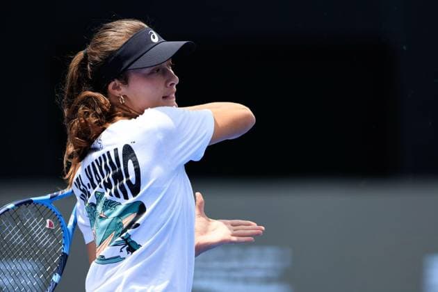 RECORD DATE NOT STATED WTA, Tennis Damen GUADALAJARA 250 OPEN WTA GUADALAJARA 250 OPEN ZEYNEP SONMEZ TRAINING SESSION 09092025 GUADALAJARA, JALISCO. Action photo of Zeynep Sonmez of Turkey, during a training session at the Centro Panamericano de Tenis, venue of the WTA Guadalajara 250 Open at Guadalajara, Jalisco, Mexico. Foto de accion de Zeynep Sonmez de Turquia, durante una sesion de entrenamiento en el Centro Panameericano de Tenis, sede del WTA Guadalajara 250 Open en Guadalajara, Jalisco, Mexico GUADALAJARA JALISCO MEXICO Copyright: xIMAGENSHOPxAGENCIAxFOTOGRAFICAx