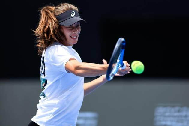 RECORD DATE NOT STATED WTA, Tennis Damen GUADALAJARA 250 OPEN WTA GUADALAJARA 250 OPEN ZEYNEP SONMEZ TRAINING SESSION 09092025 GUADALAJARA, JALISCO. Action photo of Zeynep Sonmez of Turkey, during a training session at the Centro Panamericano de Tenis, venue of the WTA Guadalajara 250 Open at Guadalajara, Jalisco, Mexico. Foto de accion de Zeynep Sonmez de Turquia, durante una sesion de entrenamiento en el Centro Panameericano de Tenis, sede del WTA Guadalajara 250 Open en Guadalajara, Jalisco, Mexico GUADALAJARA JALISCO MEXICO Copyright: xIMAGENSHOPxAGENCIAxFOTOGRAFICAx