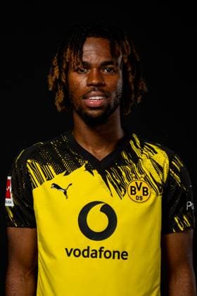 Borussia Dortmund; 1. BL, Porträttermin 2025 2026 Borussia Dortmund; 1. BL, Porträttermin 2025 2026 Carney Chukwuemeka; Borussia Dortmund; 1. BL, Porträttermin 2025 2026 Foto: Borussia Dortmund Hendrik Deckers via Revierfoto Dortmund Trainingsgelände Hohenbuschei Nordrhein-Westfalen Deutschland *** Borussia Dortmund 1 BL, portrait date 2025 2026 Borussia Dortmund 1 BL, portrait date 2025 2026 Carney Chukwuemeka Borussia Dortmund 1 BL, portrait date 2025 2026 Photo Borussia Dortmund Hendrik Deckers via Revierfoto Dortmund Training ground Hohenbuschei North Rhine-Westphalia Germany Poolfoto Borussia Dortmund Hendrik Deck ,EDITORIAL USE ONLY