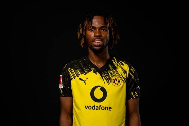Borussia Dortmund; 1. BL, Porträttermin 2025 2026 Borussia Dortmund; 1. BL, Porträttermin 2025 2026 Carney Chukwuemeka; Borussia Dortmund; 1. BL, Porträttermin 2025 2026 Foto: Borussia Dortmund Hendrik Deckers via Revierfoto Dortmund Trainingsgelände Hohenbuschei Nordrhein-Westfalen Deutschland