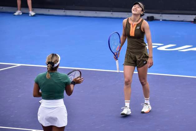 WTA, Tennis Damen GUADALAJARA 250 OPEN WTA GUADALAJARA 250 OPEN BARTUNKOVA KASINTSEVA SANTAMARIA TANG 09092025 GUADALAJARA, JALISCO. Action photo of Sabrina Santamaria and Quianhui Tang, during day 2 the WTA Guadalajara 250 Open, held at the Centro Panamericano de Tenis of Guadalajara, Jalisco, Mexico. Foto de accion de Sabrina Santamaria y Quianhui Tang,, durante el dia 2 del WTA Guadalajara 250 Open, celebrado en el Centro Panamericano de Tenis de Guadalajara, Jalisco, Mexico PHOTO BY IMAGENSHOP AGENCIA FOTOGRAFICA GUADALAJARA JALISCO MEXICO Copyright: xIMAGENSHOPxAGENCIAxFOTOGRAFICAx
