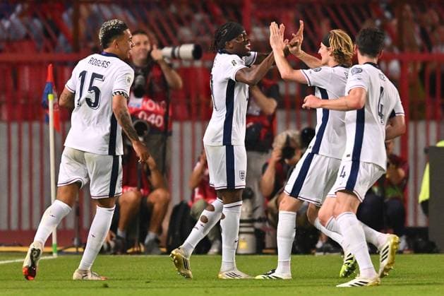 SERBIA vs ENGLAND MORGAN ROGERS, NONI MADUEKE, ANTHONY GORDON football Serbia vs England FIFA World Cup, WM, Weltmeisterschaft, Fussball qualification match at Rajko Mitic stadium, Belgrade 09.09.2025 Foto: FOOTBALL, SERBIA, ENGLAND, FIFA WORLD CUP QUALIFICATIONS MATCH Beograd Rajko Mitic stadium Serbia Copyright: xMarkoxMetlas xMNxPressx