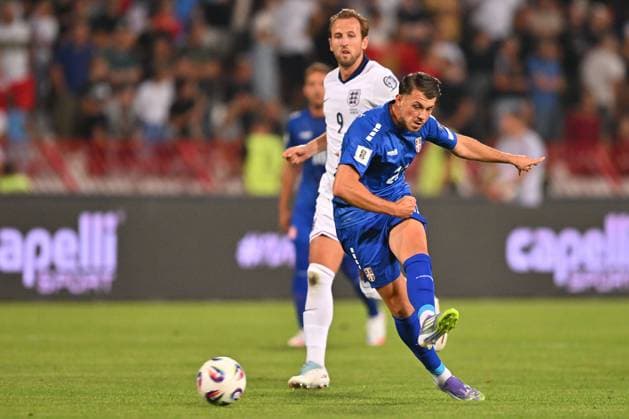 SERBIA vs ENGLAND LAZAR SAMARDZIC football Serbia vs England FIFA World Cup, WM, Weltmeisterschaft, Fussball qualification match at Rajko Mitic stadium, Belgrade 09.09.2025 Foto: FOOTBALL, SERBIA, ENGLAND, FIFA WORLD CUP QUALIFICATIONS MATCH Beograd Rajko Mitic stadium Serbia Copyright: xMarkoxMetlas xMNxPressx