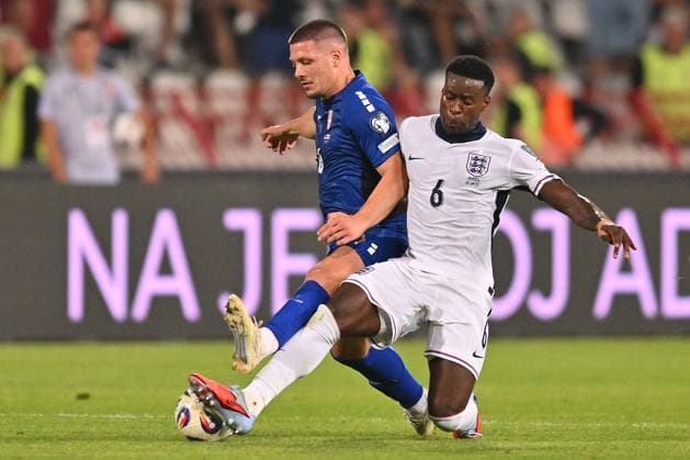 SERBIA vs ENGLAND LUKA JOVIC vs MARC GUEHI football Serbia vs England FIFA World Cup, WM, Weltmeisterschaft, Fussball qualification match at Rajko Mitic stadium, Belgrade 09.09.2025 Foto: FOOTBALL, SERBIA, ENGLAND, FIFA WORLD CUP QUALIFICATIONS MATCH Beograd Rajko Mitic stadium Serbia Copyright: xMarkoxMetlas xMNxPressx