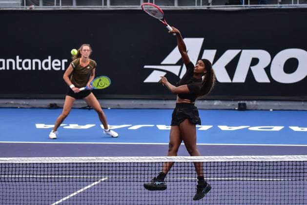 RECORD DATE NOT STATED WTA, Tennis Damen GUADALAJARA 250 OPEN WTA GUADALAJARA 250 OPEN JOVIC SHIBAHARA VS SMITH VIDMANOVA 09092025 GUADALAJARA, JALISCO. Action photo of Alana Smith and Darja Vidmanova, during day 2 the WTA Guadalajara 250 Open, held at the Centro Panamericano de Tenis of Guadalajara, Jalisco, Mexico. Foto de accion de Alana Smith y Darja Vidmanova,, durante el dia 2 del WTA Guadalajara 250 Open, celebrado en el Centro Panamericano de Tenis de Guadalajara, Jalisco, Mexico PHOTO BY IMAGENSHOP AGENCIA FOTOGRAFICA GUADALAJARA JALISCO MEXICO Copyright: xIMAGENSHOPxAGENCIAxFOTOGRAFICAx