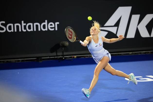 RECORD DATE NOT STATED WTA, Tennis Damen GUADALAJARA 250 OPEN WTA GUADALAJARA 250 OPEN HUNTER VS SINIAKOVA 09092025 GUADALAJARA, JALISCO. Action photo of Katerina Siniakova, during day 2 the WTA Guadalajara 250 Open, held at the Centro Panamericano de Tenis of Guadalajara, Jalisco, Mexico. Foto de accion de Katerina Siniakova, durante el dia 2 del WTA Guadalajara 250 Open, celebrado en el Centro Panamericano de Tenis de Guadalajara, Jalisco, Mexico PHOTO BY IMAGENSHOP AGENCIA FOTOGRAFICA GUADALAJARA JALISCO MEXICO Copyright: xIMAGENSHOPxAGENCIAxFOTOGRAFICAx