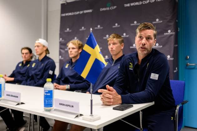 250910 Team captain Simon Aspelin during a press conference, PK, Pressekonferenz with Team Sweden on September 10, 2025 in Gothenburg. Photo: Carl Sandin BILDBYRAN kod CS CS0766 tennis davis cup presskonferens press conference sweden bbeng Copyright: CARLxSANDIN BB250910CS016