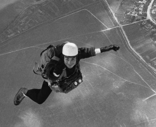 Moscow, USSR. Champion of the USSR in parachuting parachutist from Dubna, Master of Sports of the USSR Svetlana Kryachek fulfills a prolonged jump. Valentin Khukhlayev TASS  32422483