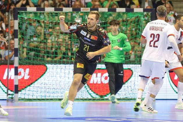 10.09.2025, xgox, Handball, EHF Champions League, SC Magdeburg - Paris Saint Germain v.l. Albin Lagergren (Magdeburg, 21) Jubel, Torjubel, jubelt ueber das Tor, celebrate the goal, celebration Magdeburg