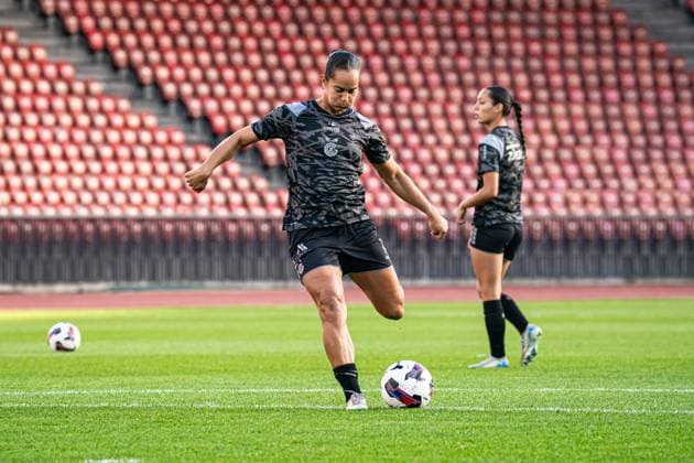 Switzerland: UEFA Women s Europa Cup - GC Frauenfussball vs BIIK-Shymkent - Letzigrund Stadium, Zurich: GC Frauenfussball warming up Copyright: xPriscilaxBütlerx