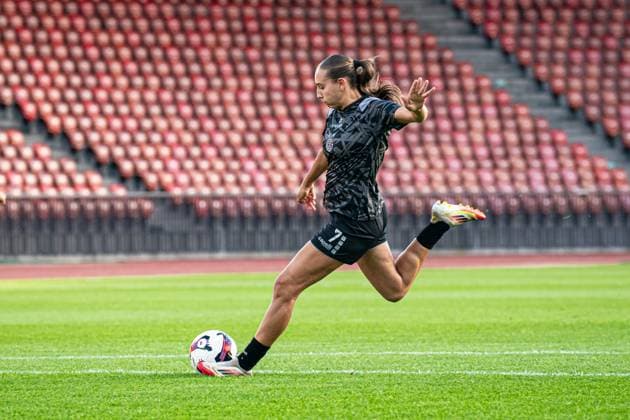 Switzerland: UEFA Women s Europa Cup - GC Frauenfussball vs BIIK-Shymkent - Letzigrund Stadium, Zurich: GC Frauenfussball warming up Copyright: xPriscilaxBütlerx
