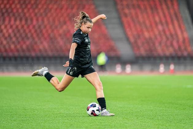 Switzerland: UEFA Women s Europa Cup - GC Frauenfussball vs BIIK-Shymkent - Letzigrund Stadium, Zurich: Giulia Looser (24 Grasshopper Club) in action. Copyright: xPriscilaxBütlerx