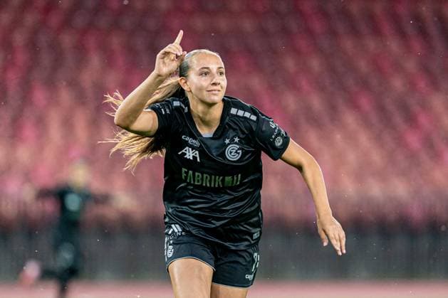Switzerland: UEFA Women s Europa Cup - GC Frauenfussball vs BIIK-Shymkent - Letzigrund Stadium, Zurich: Janina Egli (7 Grasshopper Club) celebrating scoring teams second goal Copyright: xPriscilaxBütlerx