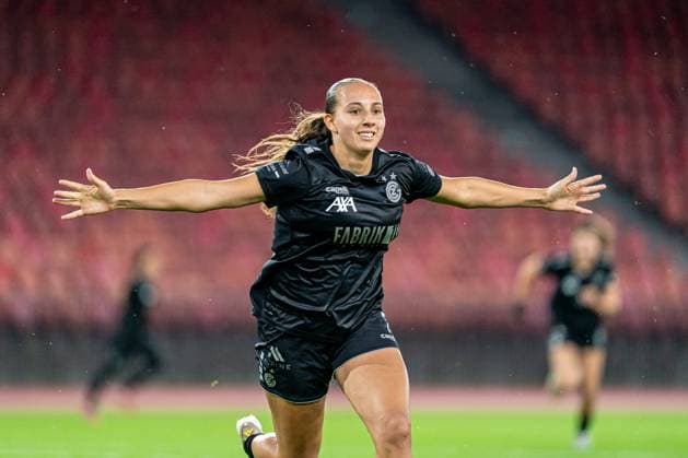 Switzerland: UEFA Women s Europa Cup - GC Frauenfussball vs BIIK-Shymkent - Letzigrund Stadium, Zurich: Janina Egli (7 Grasshopper Club) celebrating scoring teams second goal Copyright: xPriscilaxBütlerx