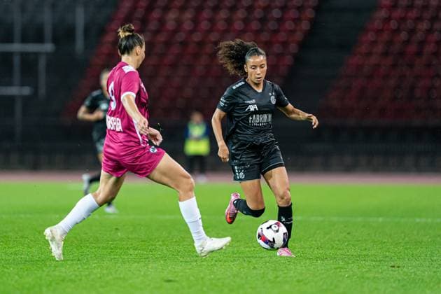 Switzerland: UEFA Women s Europa Cup - GC Frauenfussball vs BIIK-Shymkent - Letzigrund Stadium, Zurich: Ramona Kannady (19 Grasshopper Club), right, in action. Copyright: xPriscilaxBütlerx