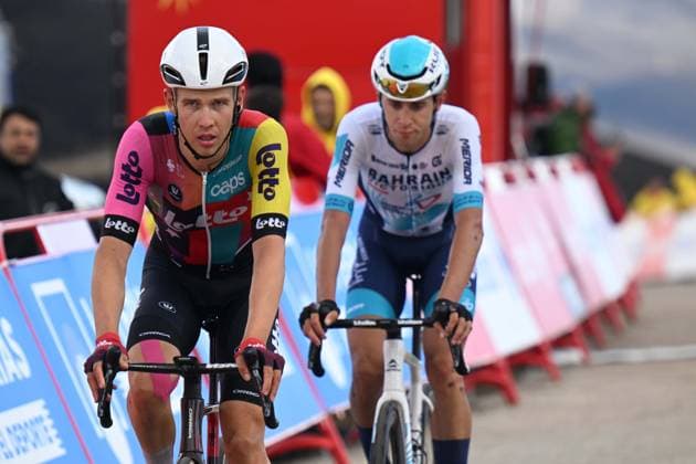 10-09-2025 Vuelta A Espana; Tappa 17 O Barco De Valdeorras - Alto De El Morredero; 2025, Lotto; Gregaaard Wilsly, Jonas; Alto De El Morredero - Ponferrada; 