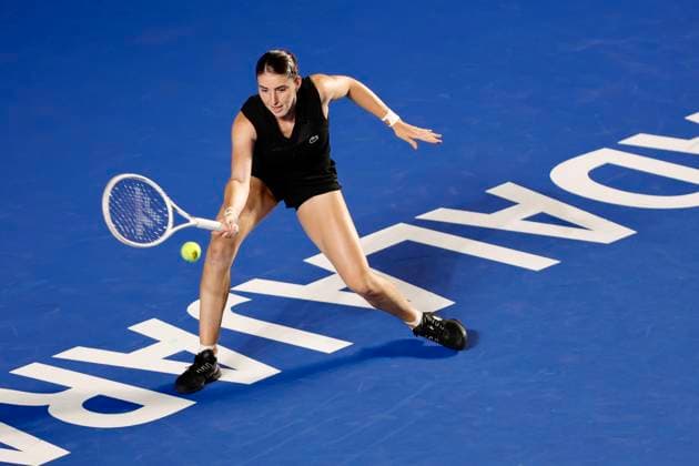 WTA, Tennis Damen GUADALAJARA 250 OPEN WTA GUADALAJARA 250 OPEN MARTENS VS JACQUEMOT 10092025 GUADALAJARA, JALISCO. Action photo of Elsa Jacquemot of France, during day 3 the WTA Guadalajara 250 Open, held at the Centro Panamericano de Tenis of Guadalajara, Jalisco, Mexico. Foto de accion de Elsa Jacquemot de Francia durante el dia 3 del WTA Guadalajara 250 Open, celebrado en el Centro Panamericano de Tenis de Guadalajara, Jalisco, Mexico PHOTO BY IMAGENSHOP AGENCIA FOTOGRAFICA GUADALAJARA JALISCO MEXICO Copyright: xIMAGENSHOPxAGENCIAxFOTOGRAFICAx