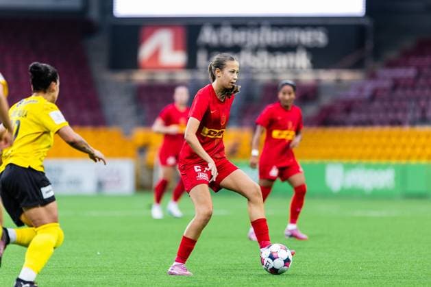 FC Nordsjaelland v KuPS, UEFA Women™s Europa Cup, Farum, Denmark Farum, Denmark. 10th, September 2025. Signe Antvorskov (27) of FC Nordsjaelland seen during the UEFA Women™s Europa Cup qualification match between FC Nordsjaelland and KuPS at Right to Dream Park in Farum. Denmark, Farum  Copyright: xGonzalesxPhoto DejanxObretkovicx