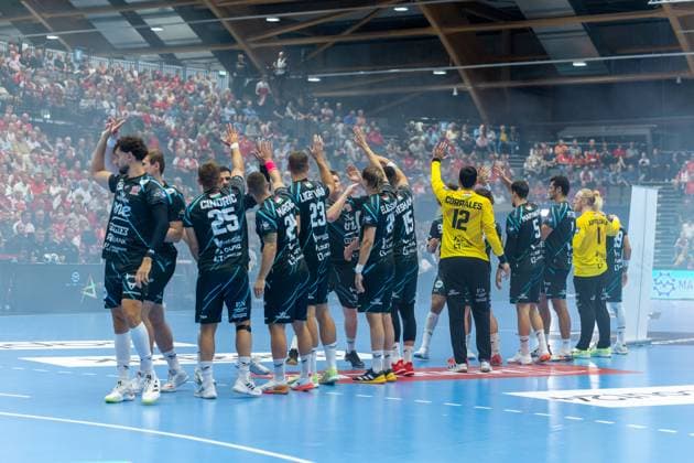 Aalborg Handball v One Veszprem HC, EHF Champions League Handball, Aalborg, Denmark Aalborg, Denmark. 10th, September 2025. The players of One Veszprem HC line up for EHF Champions League match between Aalborg Handball and One Veszprem HC at Sparekassen Danmark Arena in Aalborg. Denmark, Aalborg  Copyright: xGonzalesxPhoto MadsxAndersenx