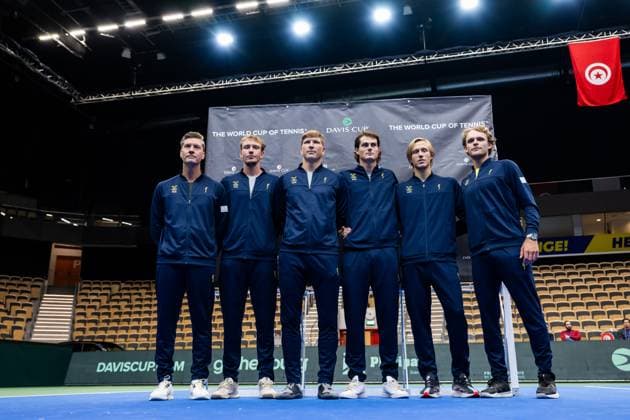 250911 Team captain Simon Aspelin, Adam Heinonen, AndrÃ Göransson, Olle Wallin, Leo Borg and Erik Grevelius of Sweden pose for a picture during the Davis Cup draw ceremony ahead of the match between Sweden and Tunisia on September 11, 2025 in Partille. Photo: Mathias Bergeld BILDBYRAN kod MB MB1200 tennis davis cup lottningen lotting draw ceremony sverige sweden bbeng tunisien tunisia Copyright: MATHIASxBERGELD BB250911MB024