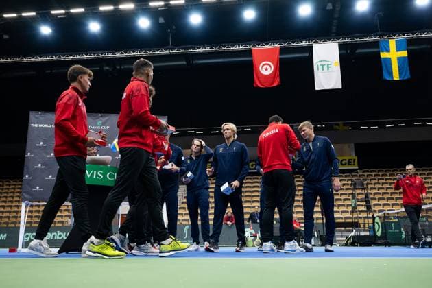 250911 Olle Wallin, Leo Borg and AndrÃ Göransson of Sweden exchange gifts with players of Tunisia during the Davis Cup draw ceremony ahead of the match between Sweden and Tunisia on September 11, 2025 in Partille. Photo: Mathias Bergeld BILDBYRAN kod MB MB1200 tennis davis cup lottningen lotting draw ceremony sverige sweden bbeng tunisien tunisia Copyright: MATHIASxBERGELD BB250911MB034