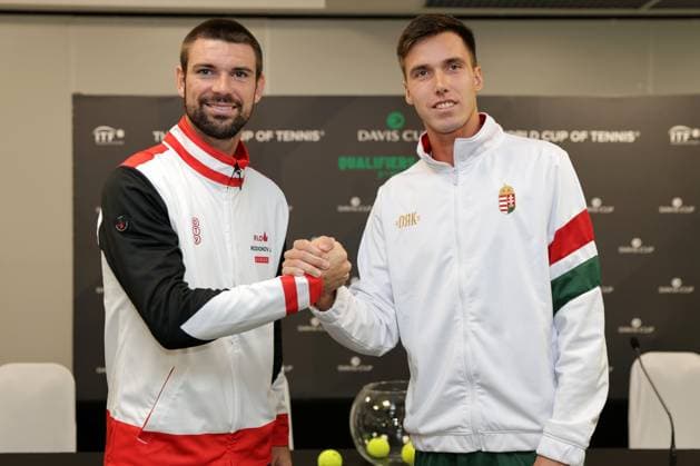 TENNIS - Davis Cup, HUN vs AUT DEBRECEN,HUNGARY,11.SEP.25 - TENNIS - ITF Davis Cup, qualification round 2, Hungary vs Austria, preview, draw and press conference, PK, Pressekonferenz Image shows Jurij Rodionov (AUT) and Fabian Marozsan (HUN).  GEPAxpictures xWalterxLuger