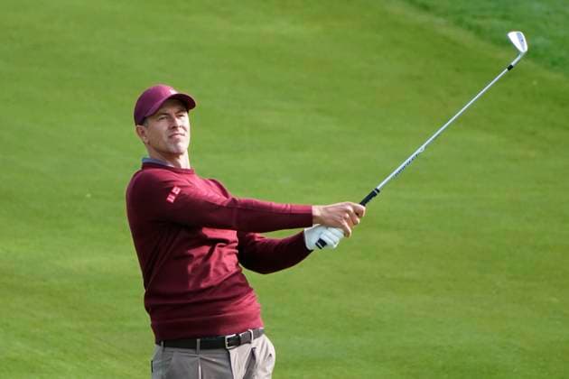 BMW PGA, Golf Herren 2025 Adam Scott In action on the 1st day at The BMW PGA, Wentworth (West) GC, Virginia Water, Surrey, England. UK 11th September 2025 Copyright: xMarkxNewcombex